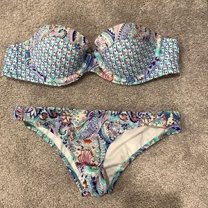 Two-piece Victoria’s Secret bikini.